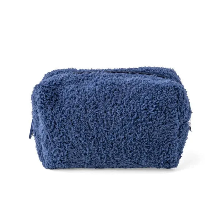 DM Merchandising En Route Do Not Disturb Cozy Travel Kit for comfortable travel and relaxation