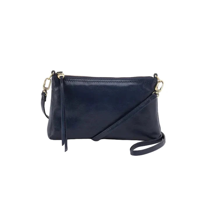 This HOBO Darcy Small Crossbody - Ink Navy blends effortless style with everyday functionality in a compact silhouette.