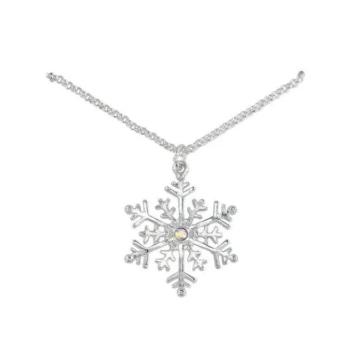 Classic silver snowflake necklace with an elegant winter-inspired pendant
