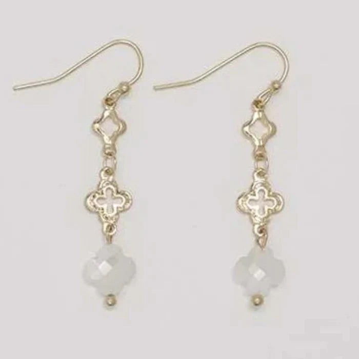 This Periwinkle Gold Clovers With White Crystal Earrings feature brilliant white crystal accents that catch the light beautifully