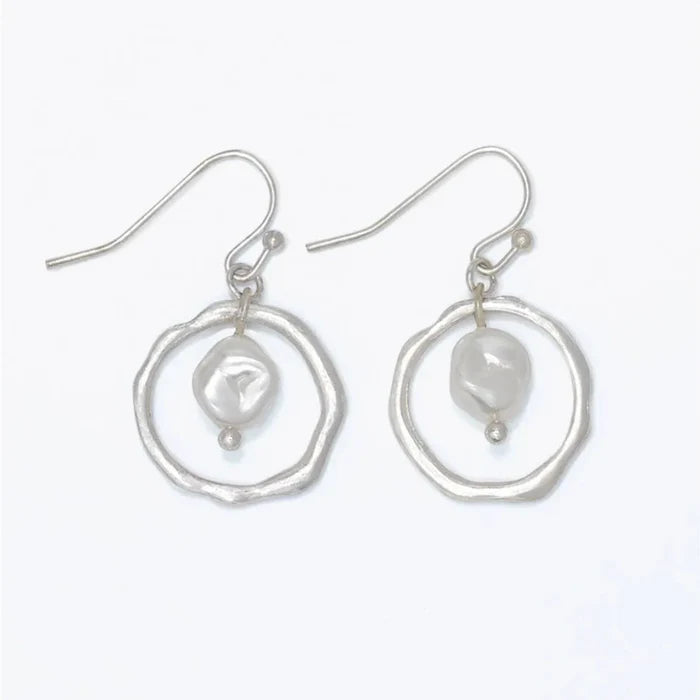 Hammered silver ring earrings with elegant pearl accents