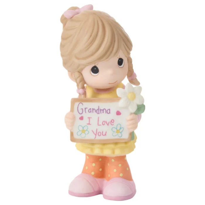 Features a “Grandma I Love You” sign with hearts and flower accents