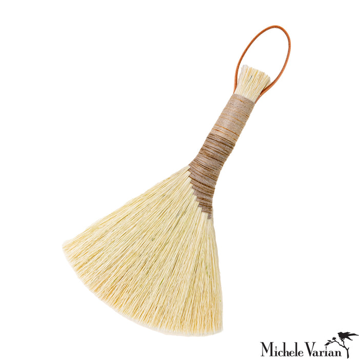 Tampico Wing Broom Brown Light