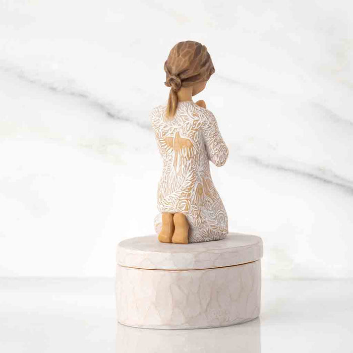 Willow Tree Prayer of Peace keepsake box – resin box with kneeling praying figure and gold bird design, ideal for faith, prayer, and remembrance.